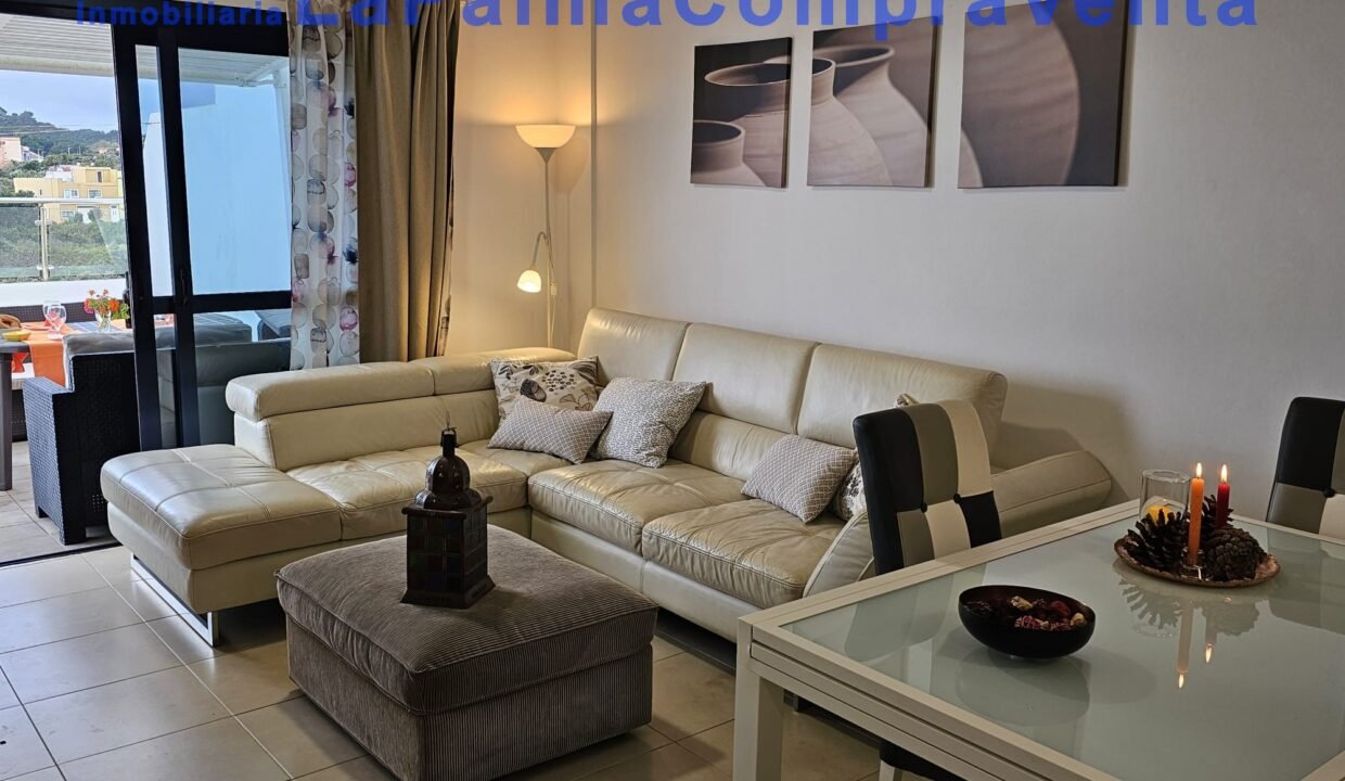 8ba3fb72-37c7-4170-8fc4-7344874f5514