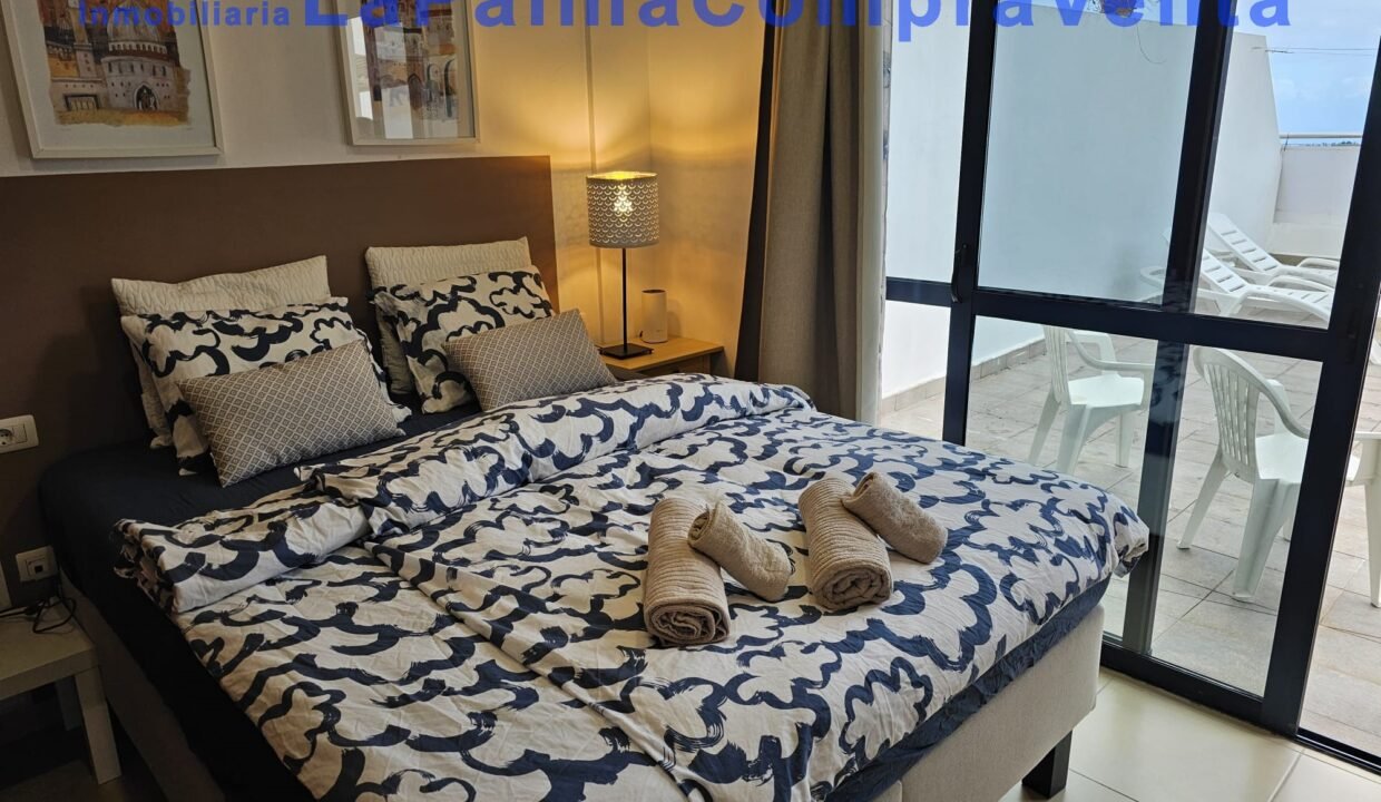 aaf95fa1-2eb9-4d06-bc7b-6e5d6532b87d